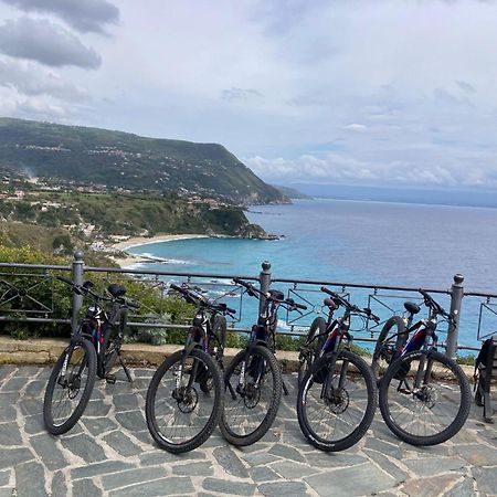 Borgo Carida - Green Family Holidays Zaccanopoli ภายนอก รูปภาพ