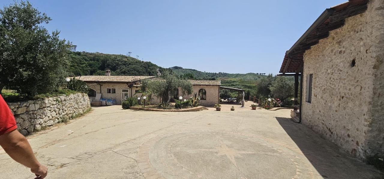 Borgo Carida - Green Family Holidays Zaccanopoli ภายนอก รูปภาพ