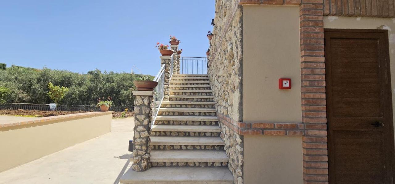 Borgo Carida - Green Family Holidays Zaccanopoli ภายนอก รูปภาพ